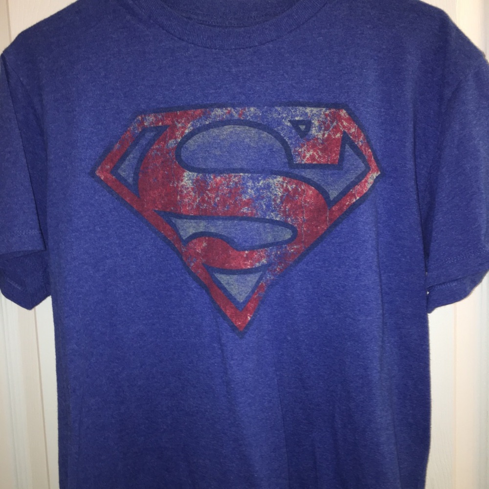 Older T-Shirt. No holes. (4-5)